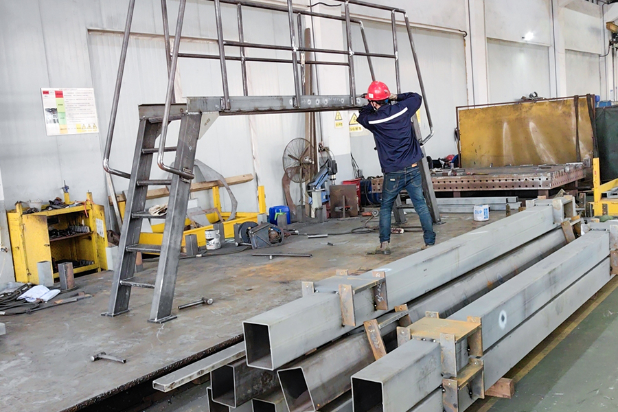 Structures en acier personnalisées